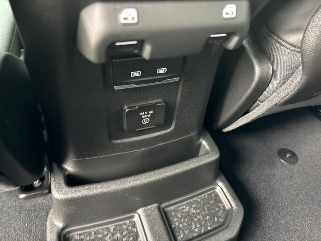 New 2027 Jeep Wrangler Unlimited Sahara AWD/4WD image 15