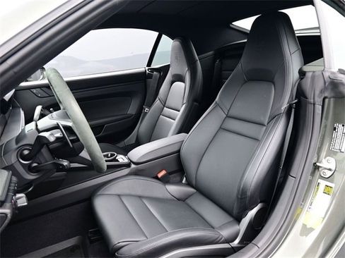 Used 2024 Porsche 911 Carrera GTS image 5