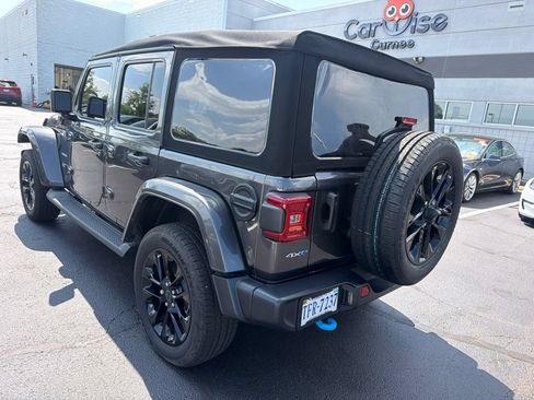 Used 2024 Jeep Wrangler Unlimited Sahara AWD/4WD image 2