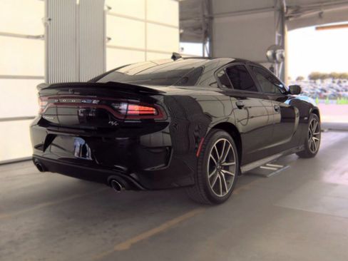 Used 2023 Dodge Charger R/T RWD image 2