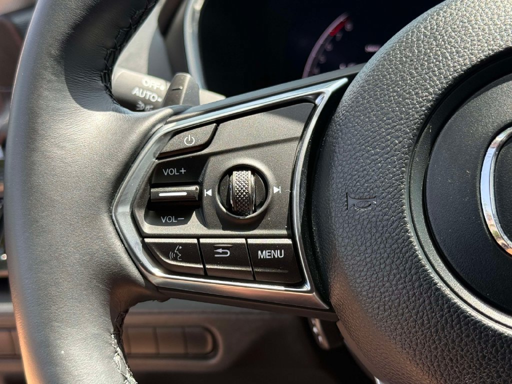 Certified 2025 Acura MDX w/ Technology Package FWD image 34
