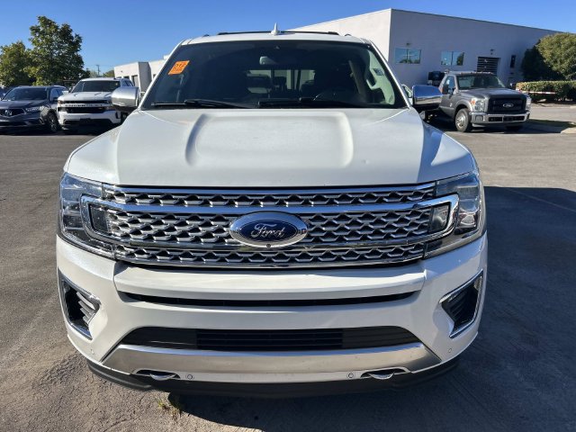 Used 2020 Ford Expedition Platinum AWD/4WD image 2