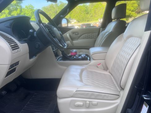 Used 2021 INFINITI QX80 Sensory w/ All-Season Package AWD/4WD image 6