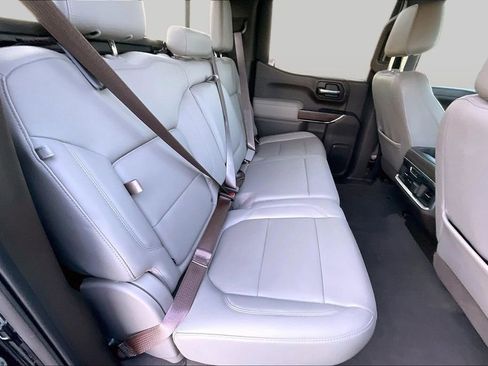 Used 2020 GMC Sierra 1500 SLT RWD image 27