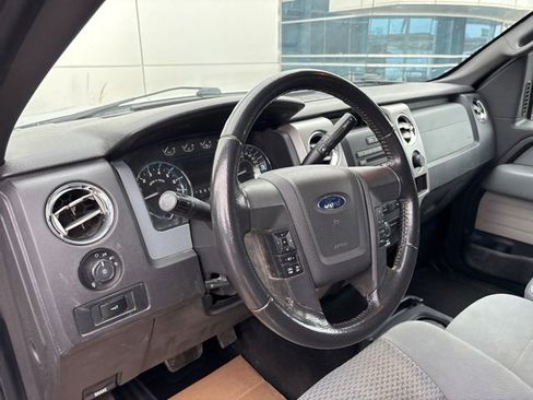Used 2011 Ford F150 XLT w/ XLT Chrome Pkg image 9