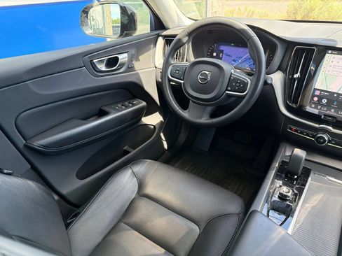 Used 2024 Volvo XC60 B5 Core w/ Protection Package Premier AWD/4WD image 12