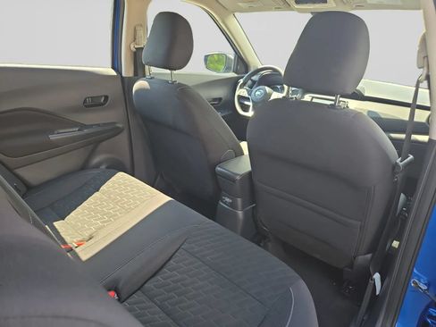 Used 2021 Nissan Kicks S FWD image 30