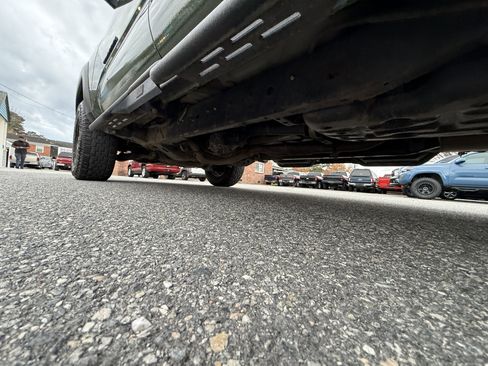 Used 2021 Toyota Tacoma TRD Off-Road image 48