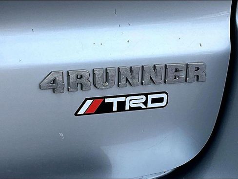 Used 2007 Toyota 4Runner SR5 image 24