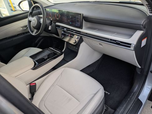 Used 2025 Hyundai Tucson Blue image 10