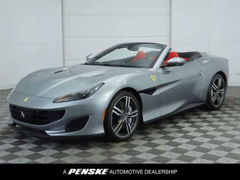 Used 2019 Ferrari Portofino image 1