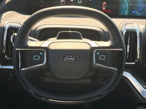 Used 2025 Ford Expedition Max Platinum w/ Stealth Performance Package image 25