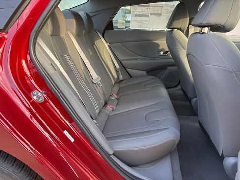 New 2025 Hyundai Elantra Sport image 25