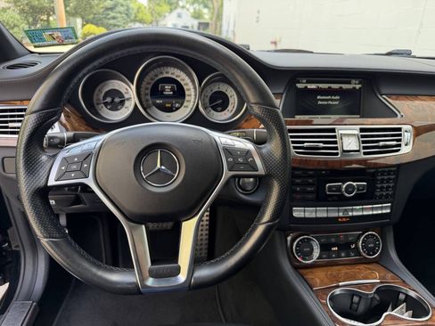 Used 2014 Mercedes-Benz CLS 550 4MATIC image 27