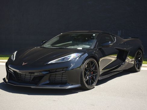 Used 2026 Chevrolet Corvette Z06 RWD image 38