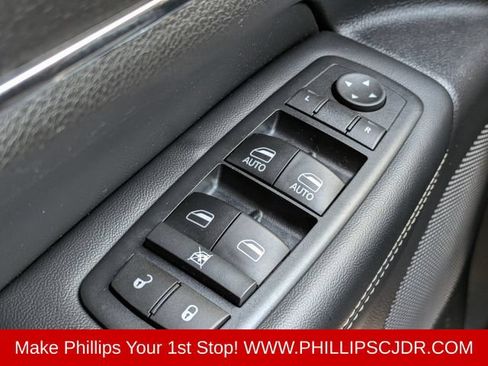 Certified 2017 Jeep Grand Cherokee Limited AWD/4WD image 25