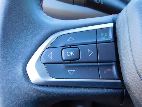 Used 2023 Jeep Compass Trailhawk image 23