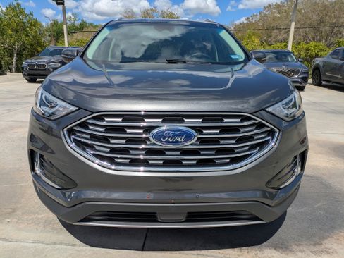 Used 2019 Ford Edge Titanium image 6