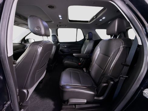 Used 2019 Chevrolet Traverse Premier w/ LPO, Blackout Package FWD image 25