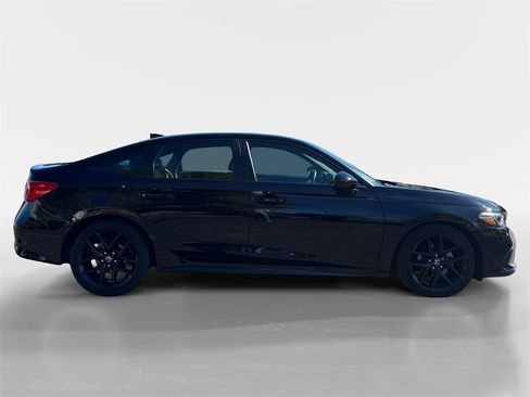 Certified 2022 Honda Civic Sport image 3