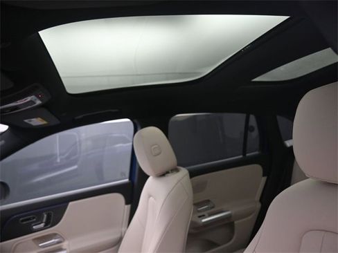 New 2025 Mercedes-Benz GLA 250 image 23