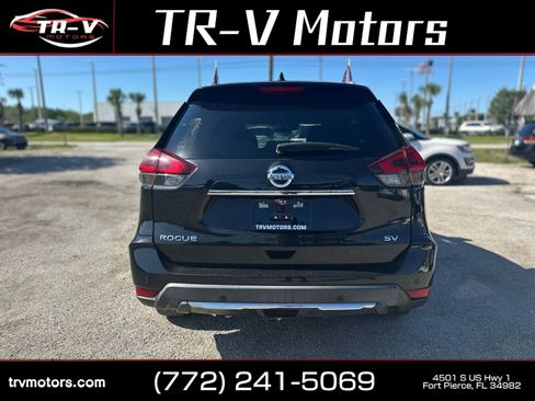 Used 2020 Nissan Rogue SV FWD image 10