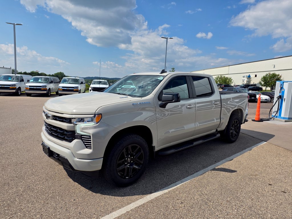 New 2026 Chevrolet Silverado 1500 RST w/ RST Select Package AWD/4WD image 3