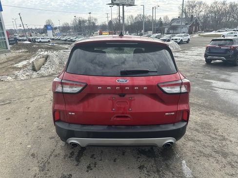 Used 2022 Ford Escape SE w/ Cold Weather Package image 7