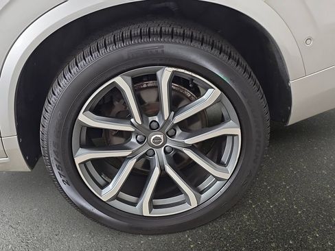 Used 2017 Volvo XC90 T6 Momentum w/ Vision Package AWD/4WD image 38