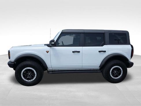 Used 2024 Ford Bronco Badlands AWD/4WD image 4