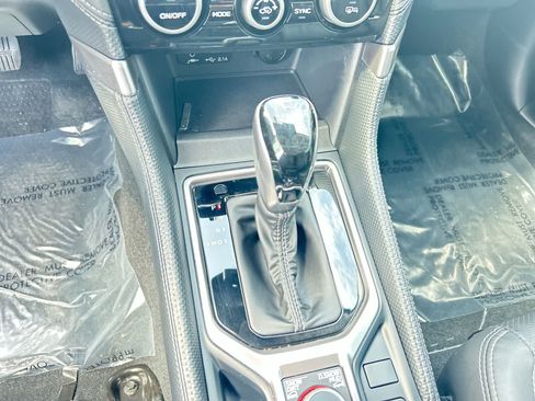 Used 2023 Subaru Forester Limited AWD/4WD image 18