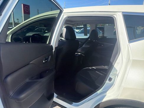 Certified 2024 Nissan Murano SL image 20