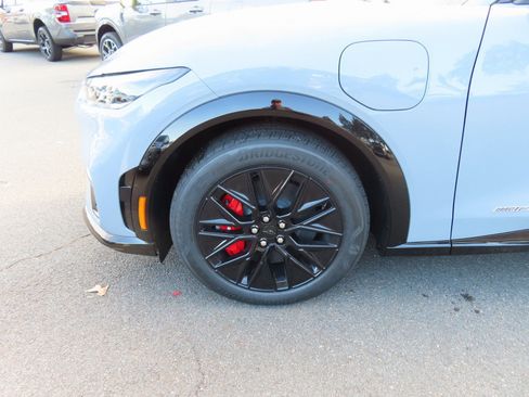 New 2025 Ford Mustang Mach-E Premium w/ Sport Appearance Package AWD/4WD image 7