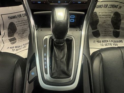 Used 2017 Ford Edge Titanium w/ Equipment Group 301A AWD/4WD image 27