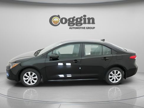 New 2026 Toyota Corolla LE image 5