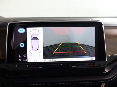Used 2025 Volkswagen Atlas SE w/ Panoramic Sunroof Package AWD/4WD image 48