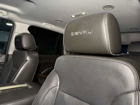 Used 2018 GMC Yukon Denali RWD image 31