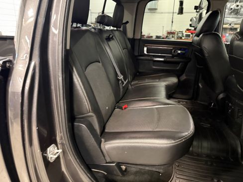 Used 2016 RAM 2500 Laramie AWD/4WD image 18