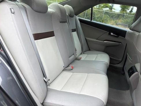 Used 2012 Toyota Camry XLE FWD image 13