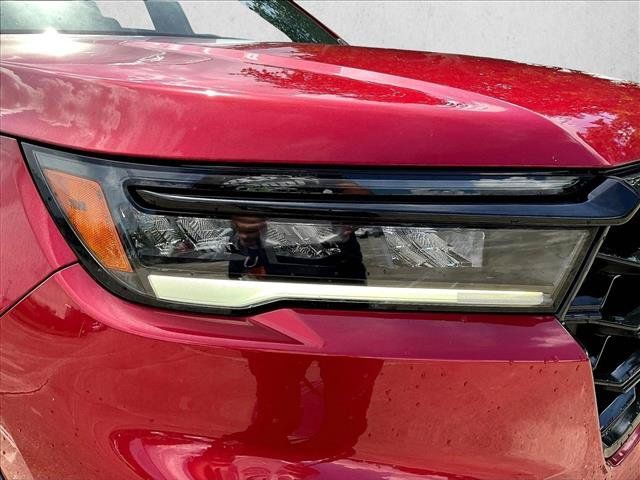 Used 2024 Honda Pilot TrailSport image 30