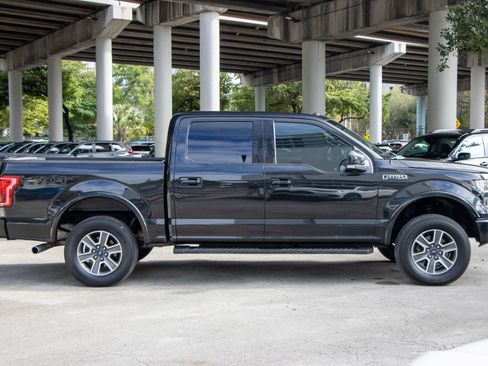 Used 2015 Ford F150 Lariat image 11