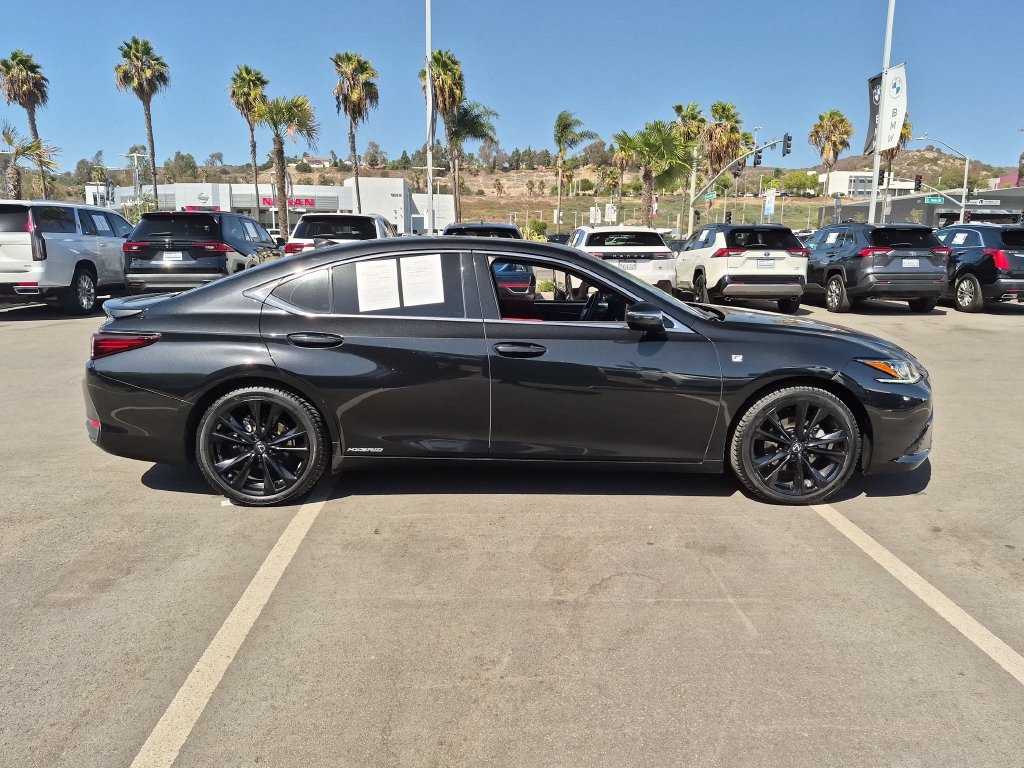 Used 2022 Lexus ES 300h F Sport w/ Accessory Package 2 FWD image 3