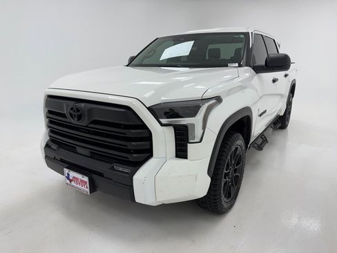 Used 2023 Toyota Tundra SR5 image 4