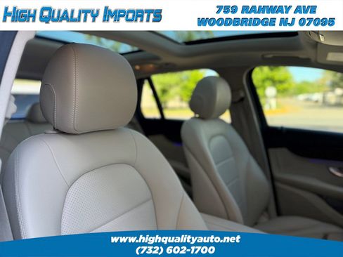 Used 2021 Mercedes-Benz GLC 300 4MATIC w/ Multimedia Package image 48