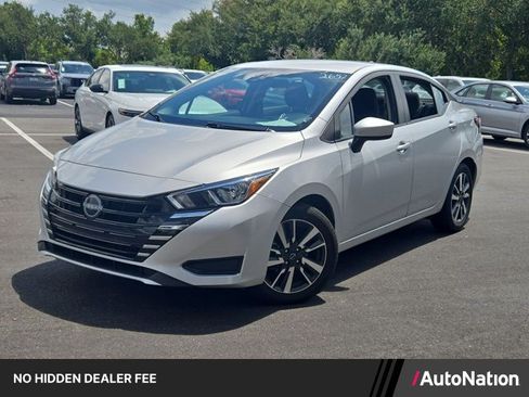 Used 2024 Nissan Versa SV FWD image 1