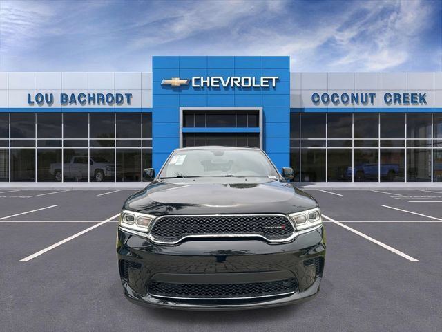 Used 2023 Dodge Durango SXT AWD/4WD image 3