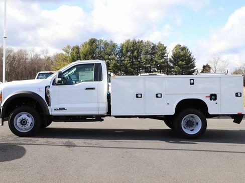 Used 2024 Ford F550 4x4 Regular Cab Super Duty image 3