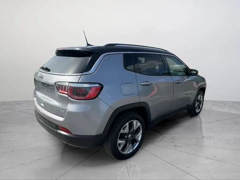 Used 2018 Jeep Compass Limited w/ Safe & Security Group AWD/4WD image 3