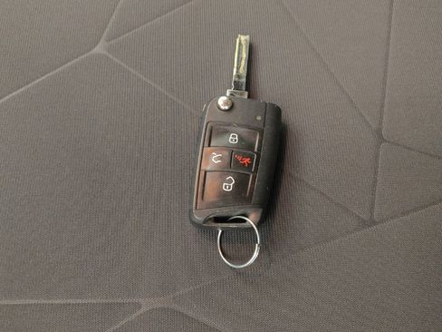 Used 2025 Volkswagen Jetta Sport FWD image 32