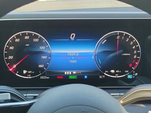 Used 2025 Mercedes-Benz GLE 450e 4MATIC image 28